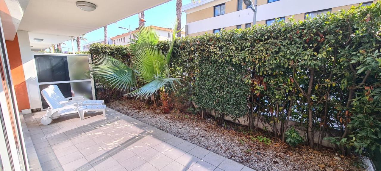 Residence Syracuse Villeneuve-Loubet Exterior foto